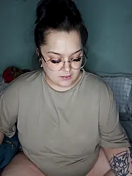 Saucy-Serenity webcam