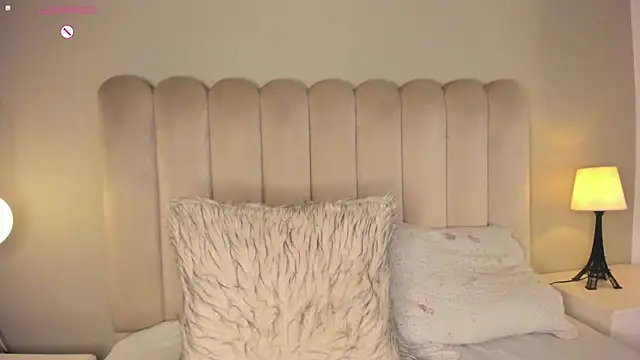 Melanie_hillz webcam