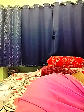 LoveLy-Soneya webcam