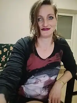 CrazyMaya39 webcam
