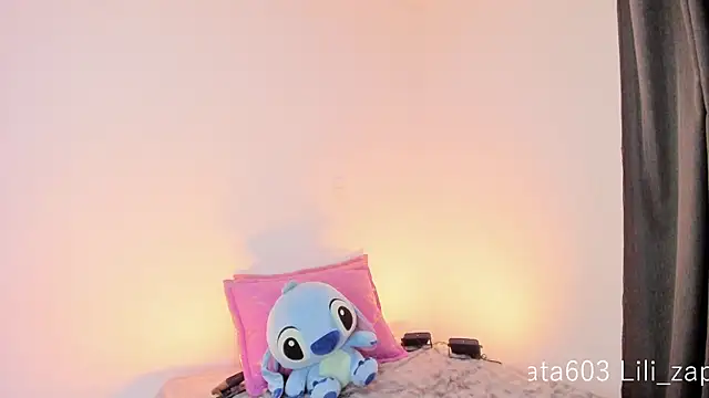 Lilicopper___ webcam