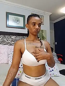 JANIELEE8XXXXX webcam