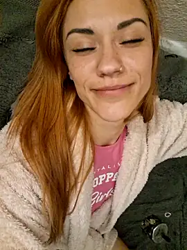 SlimBellaOfficial webcam