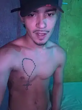 Cuteathleticboys webcam