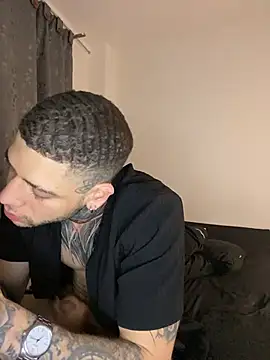 dream_party_4U webcam