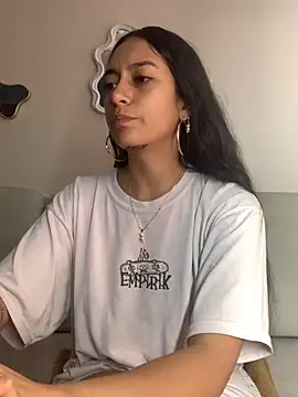 DulceLatinaxo webcam