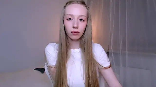 Luna_insniity webcam