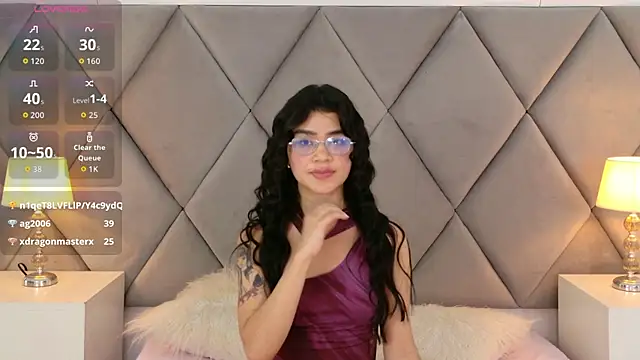 OliviaDiaz live sex cam