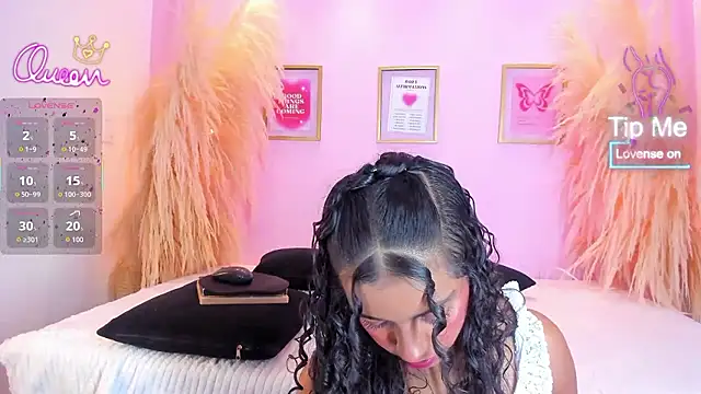 SunnyGilmoree webcam