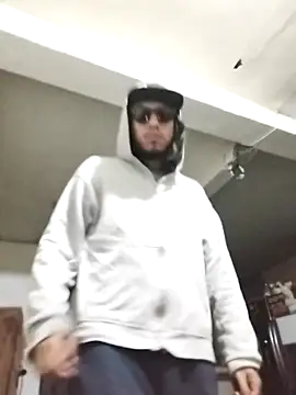 AlexAlejandro13 webcam