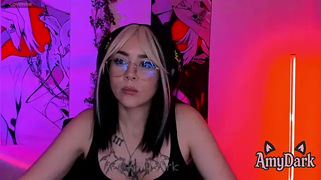 _AmyDark webcam