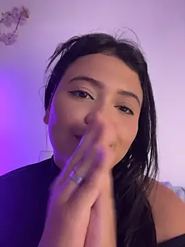 alisson_carolina73 webcam