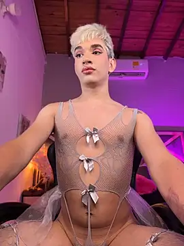 Cherry_zayden_ webcam