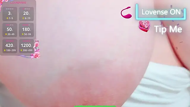 AngelwithEcup webcam