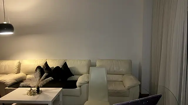 RoxelleSilvara69 webcam