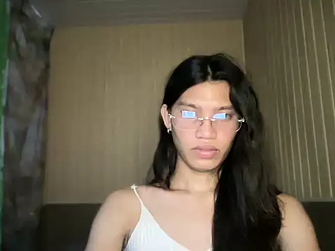 Yourgoddess_jayve webcam