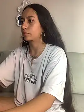 DulceLatinaxo webcam