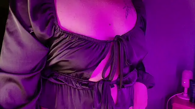 smokydee - SmokyDee's free webcam - UK Sex Cams