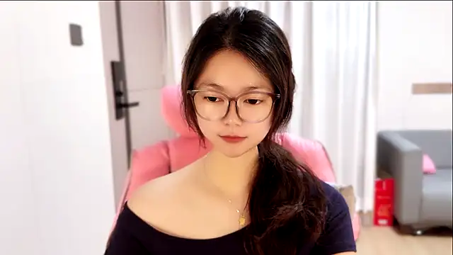 美女tiantian-vvv在线直播