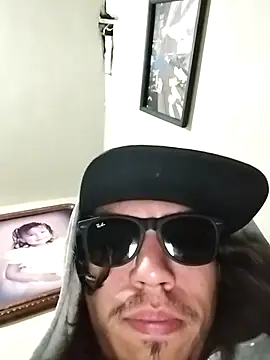 AlexAlejandro13 webcam