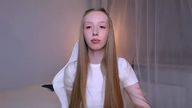 Luna_insniity webcam