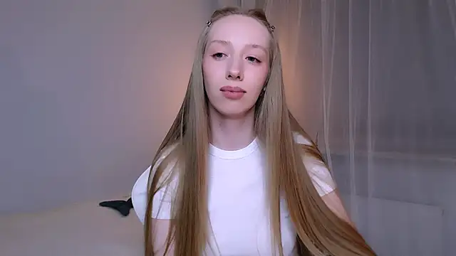 Luna_insniity webcam