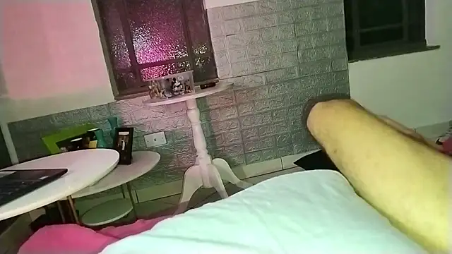 MidnightCamboy webcam