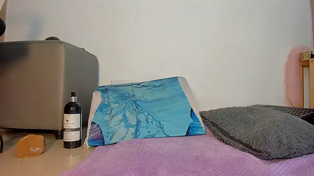 Nanny_11 - Live Cams