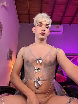 Cherry_zayden_ webcam