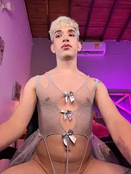 Cherry_zayden_ webcam