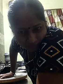yamini1431 webcam