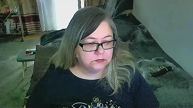 sex2 (F mature) - naked, squirt