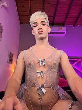 Cherry_zayden_ webcam