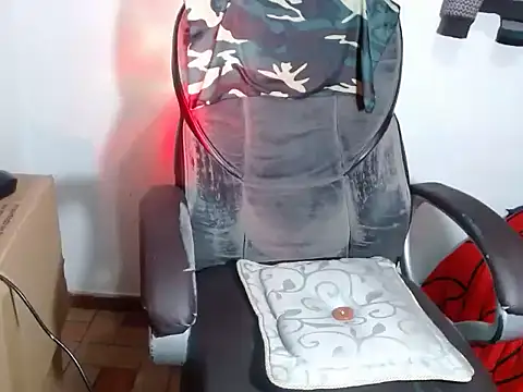 SexyboyHot2000 webcam