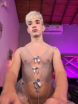 Cherry_zayden_ webcam