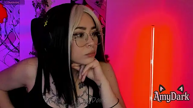 _AmyDark webcam