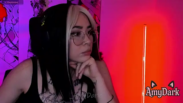 _AmyDark webcam