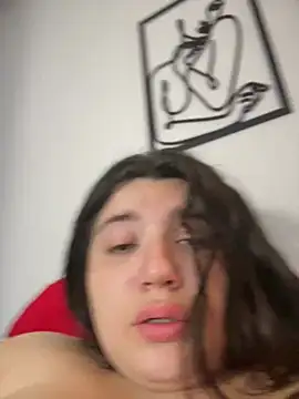 horny_roomiess webcam