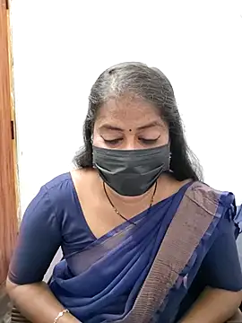 tamil_Sigappu_Roja webcam