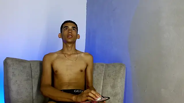 Paulosex12 webcam