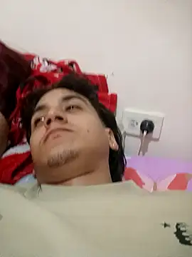 EsmeraldaNaim webcam