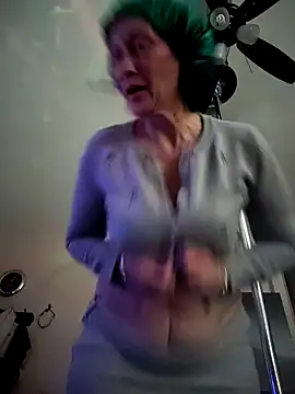 Webcam Model (TheDime)  is live.Free join now!