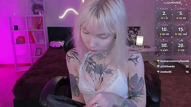 tattoo_art_baby webcam