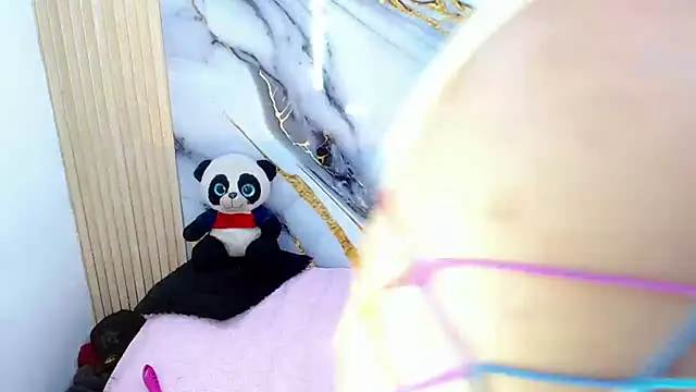 natashaislerxxx webcam