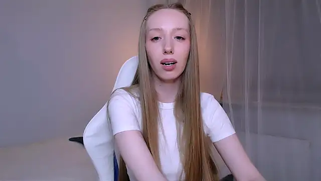 Luna_insniity webcam