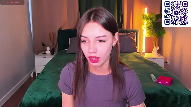 Tiffany-Grace webcam