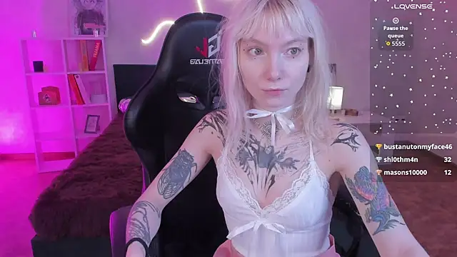 tattoo_art_baby webcam