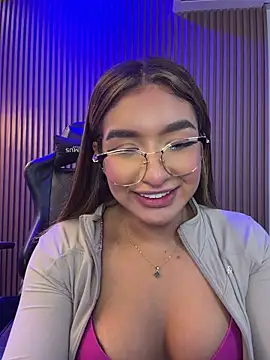 jenn_fit (F teen) - cerveza, hasta el fondo xd🍺