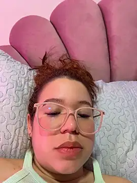 Lucyklein2022 webcam