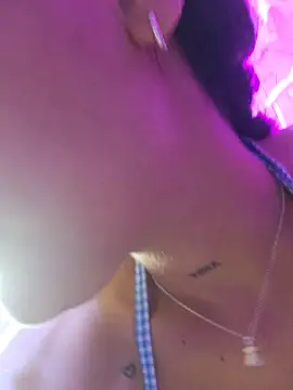 Roma_xxx - Live Cams